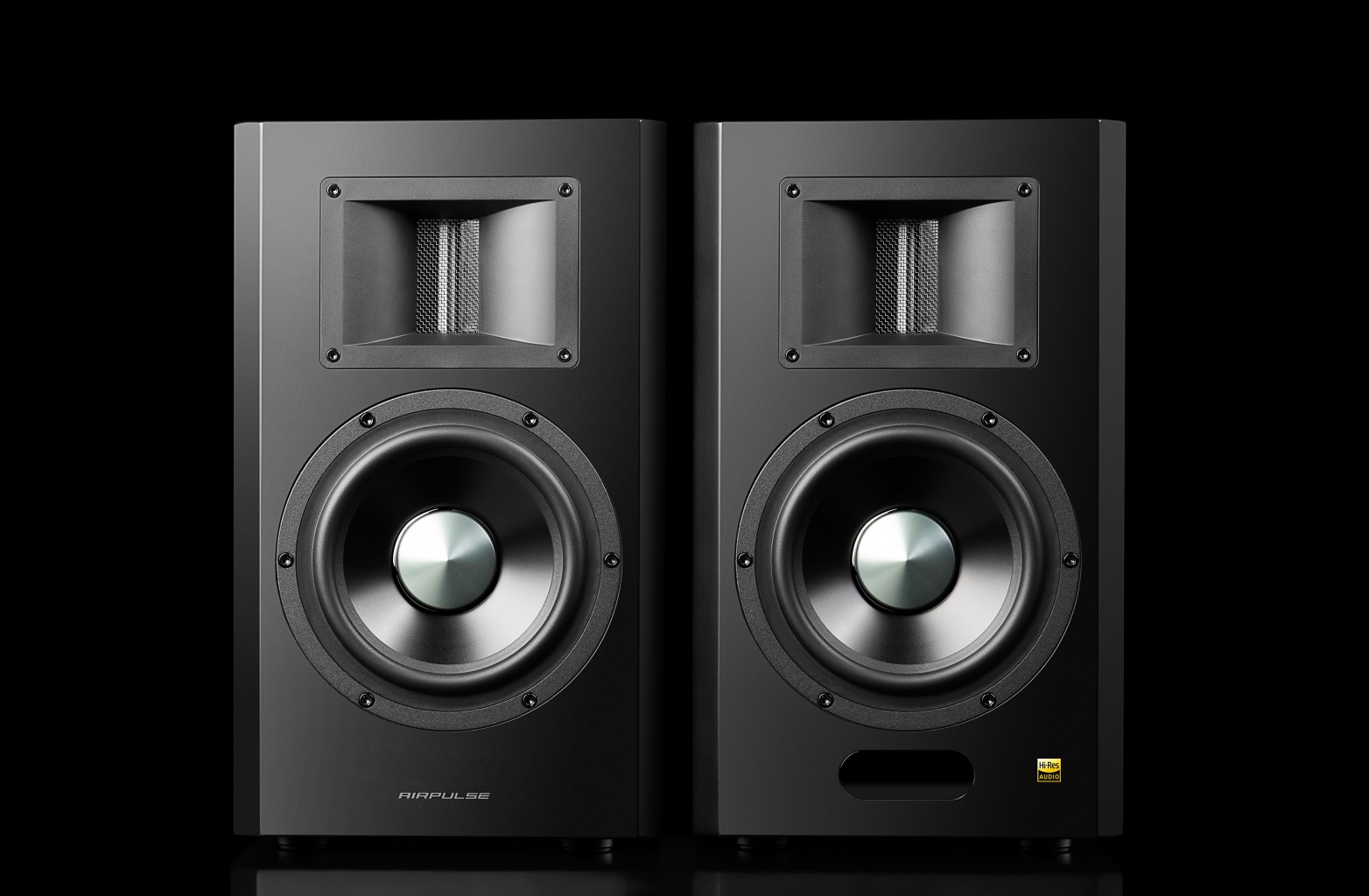 two black edifier speakers with hi-res icon