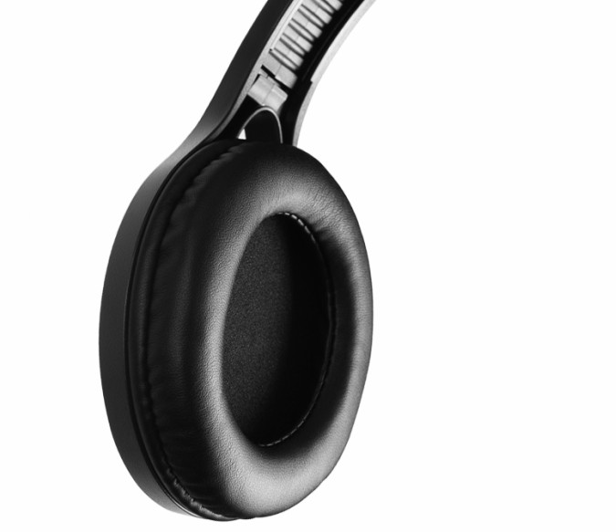 communication headphones with mic